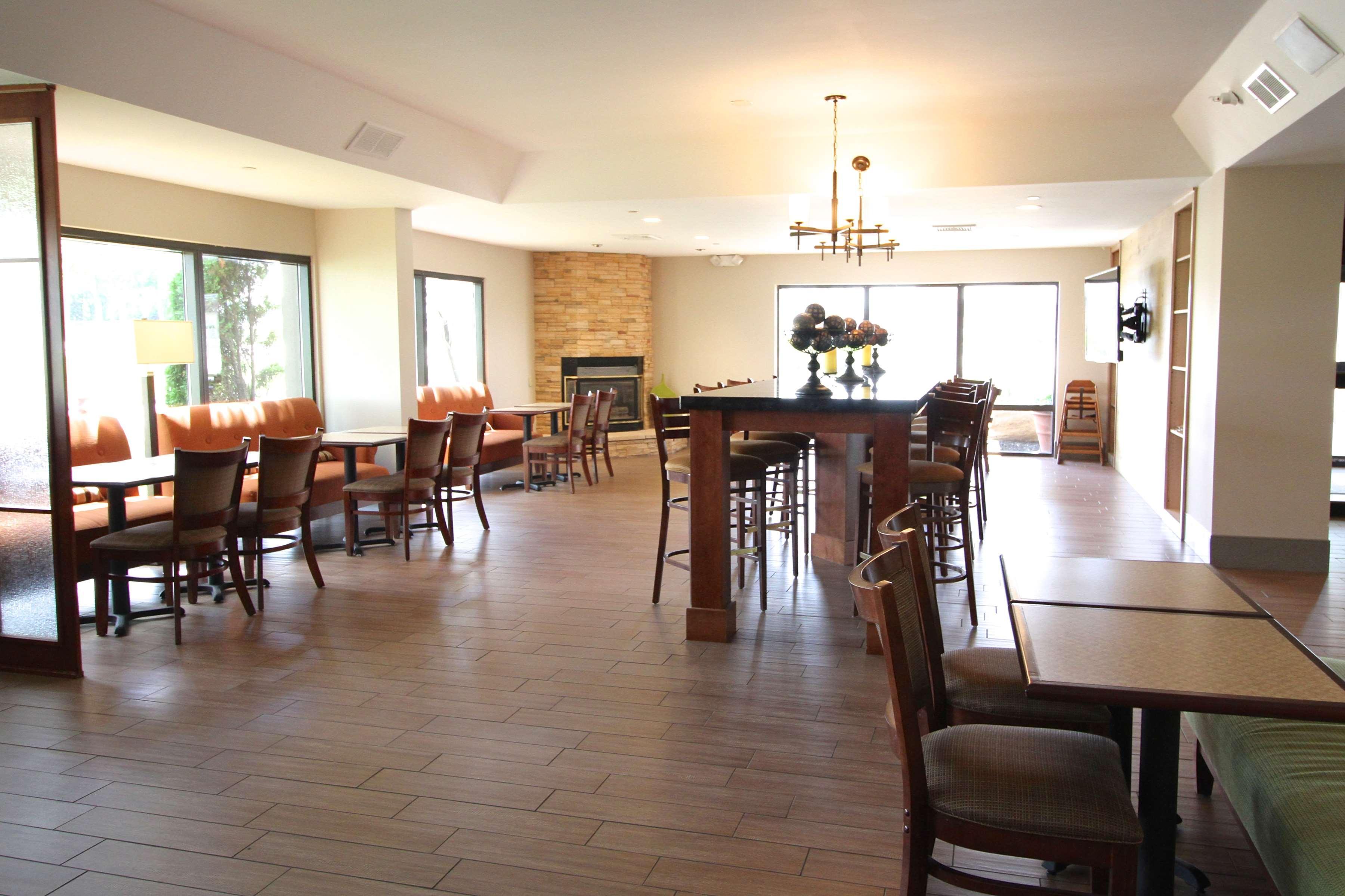 Country Inn & Suites By Radisson, Sandusky South, Oh Milan Eksteriør bilde